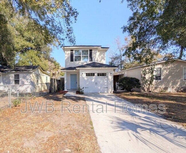 Foto del edificio - 8835 Hare Ave