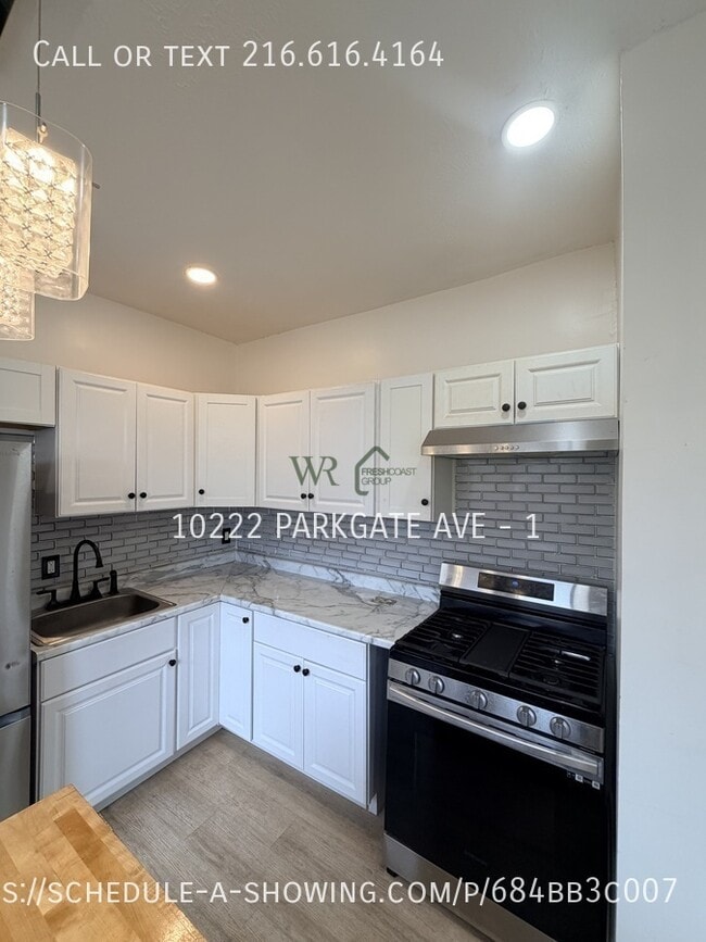 Building Photo - 10222 Parkgate Ave