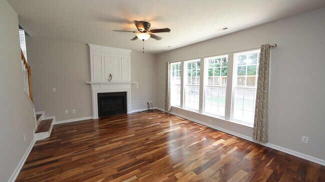 Foto del edificio - Four-Bedroom Home in Leesville School District