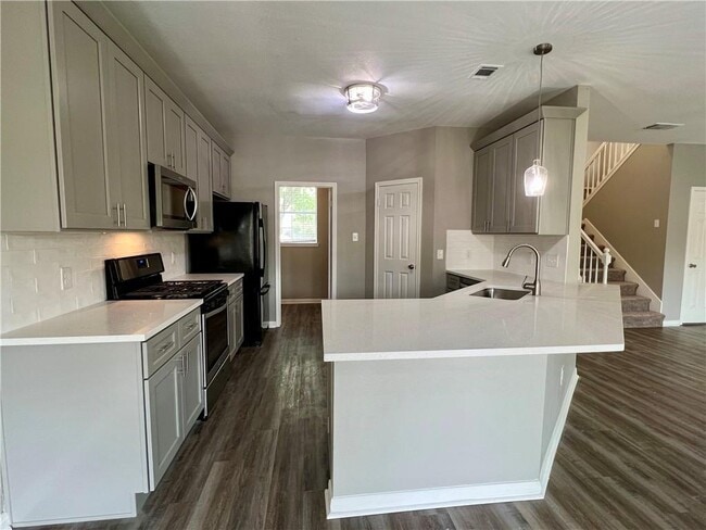 Building Photo - 1706 Winners Ribbon Cir