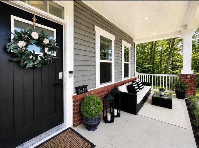 Foto del edificio - 6838 Northbourne Ct