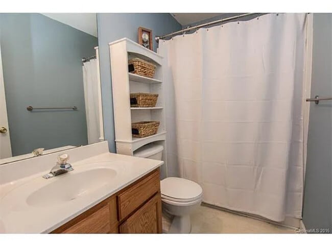 Foto del edificio - 9714 Castle Terrace Ct