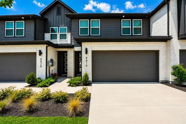 Foto del edificio - 8816 Enclave Wy