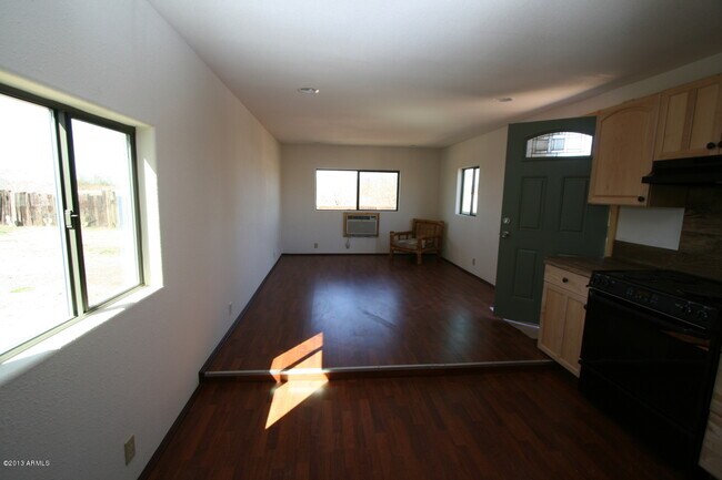 Building Photo - 1730 E Lehi Rd
