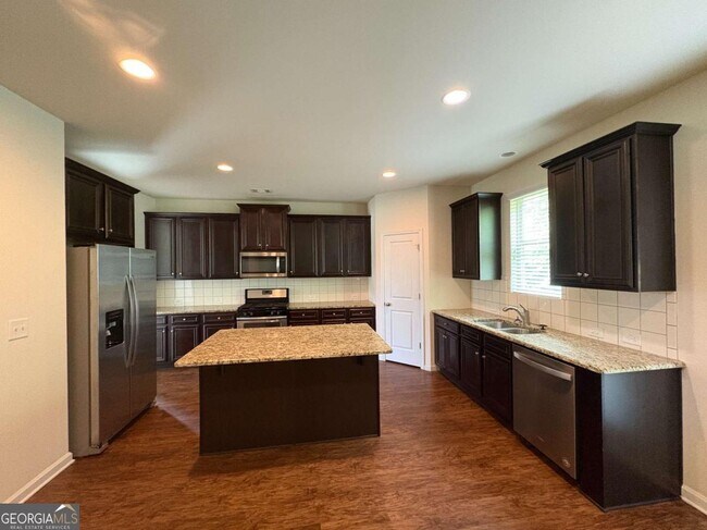 Building Photo - 364 Madison Grace Ave