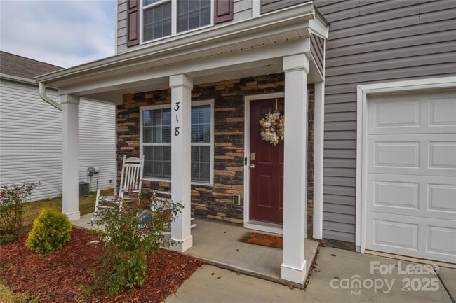Building Photo - 318 Kingsford Dr