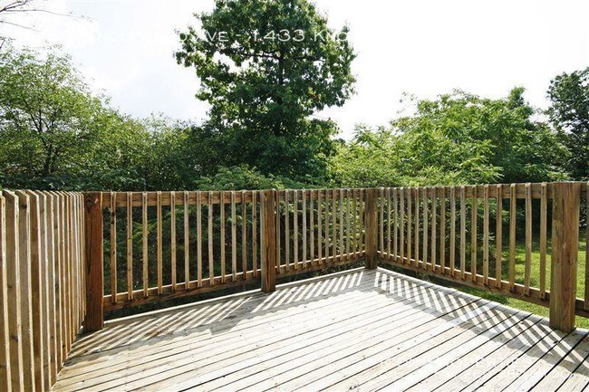 6 bedroom in Kalamazoo MI 49006 - House for Rent in ...