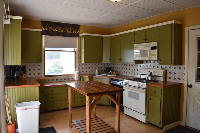 Foto del edificio - 25 E White Lake Dr