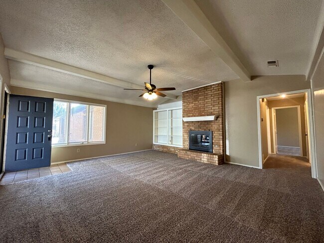 Foto del edificio - 6806 4th St