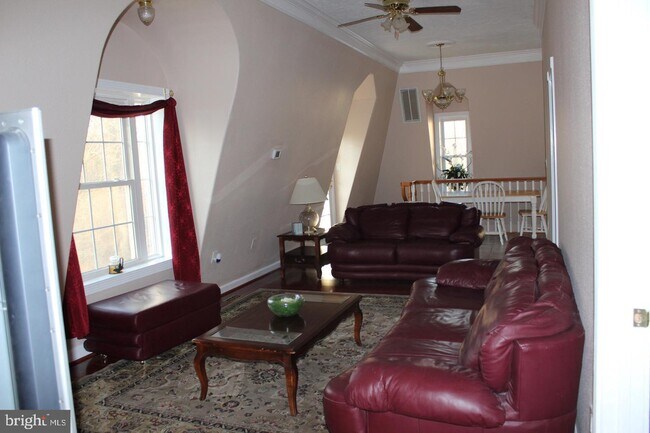 Foto del edificio - 5825 Doyle Rd