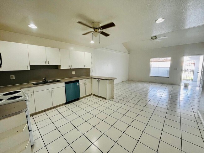 Foto del edificio - 13707 Yarmouth Ct