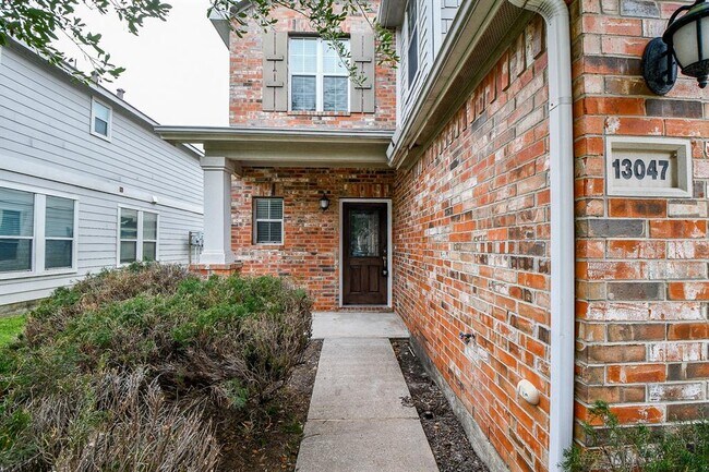 Building Photo - 13047 Lawsons Creek Ln