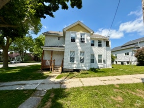 Building Photo - 1102 Ontario Ave