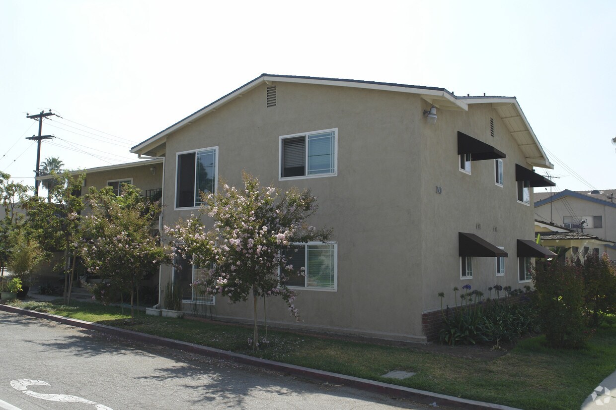 Building Photo - 240 S San Marcos St