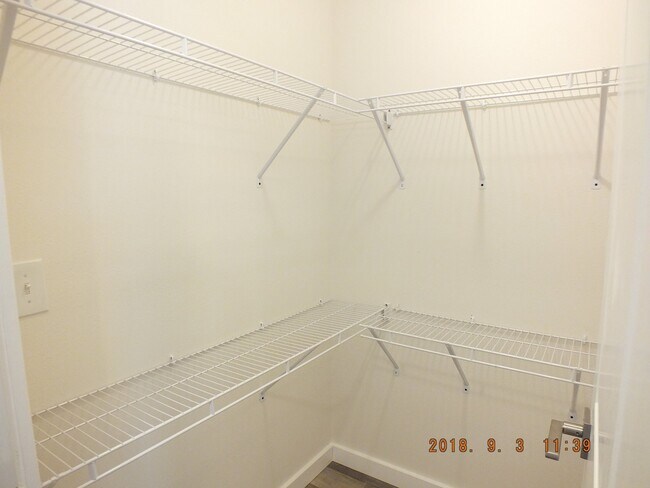 Foto del edificio - 12544 15th Ave NE