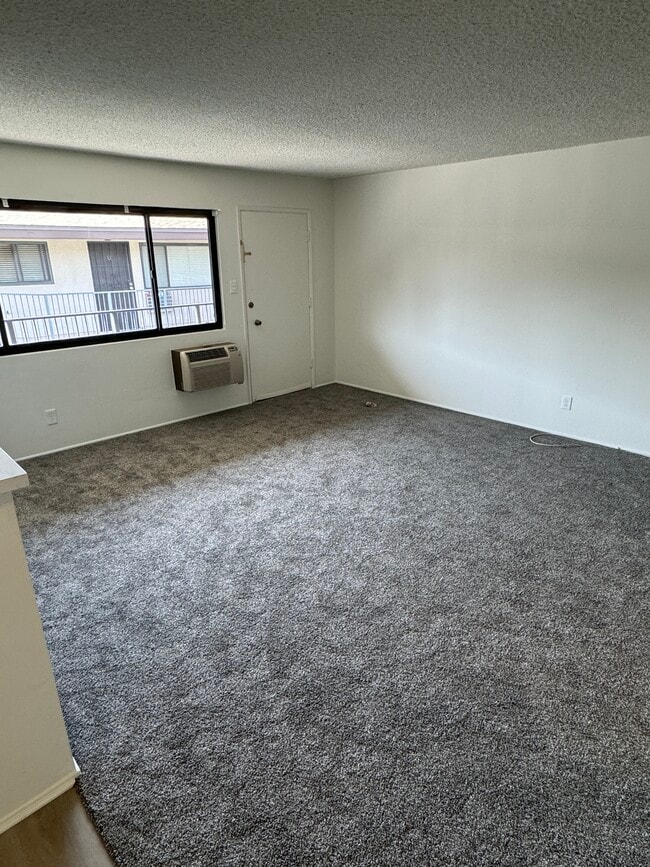 Building Photo - 10115 Santa Gertrudes Ave