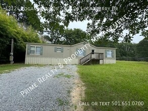 Building Photo - 12124 Loganberry Dr