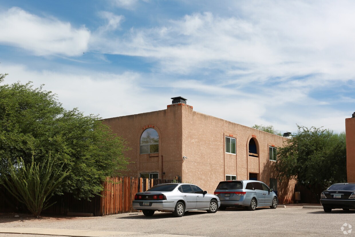Foto del edificio - 938 N Belvedere Ave