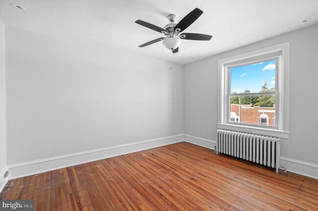 Foto del edificio - 834 W Lancaster Ave