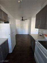 Building Photo - 231 W Horizon Ridge Pkwy