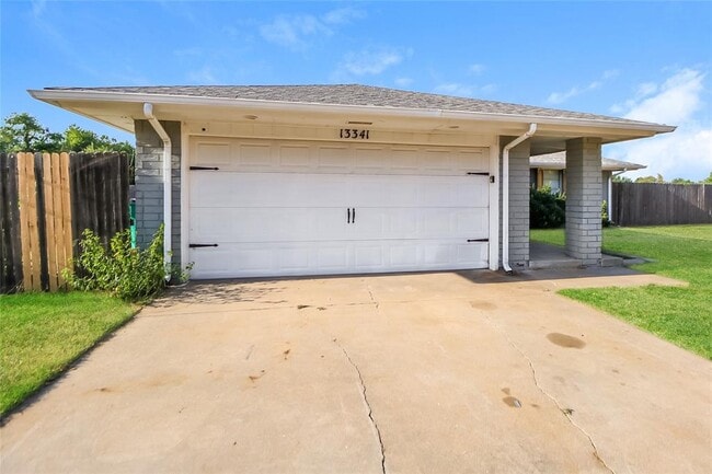 Building Photo - 13341 NW 84th St