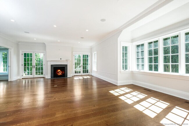 Building Photo - 151 Milbank Ave