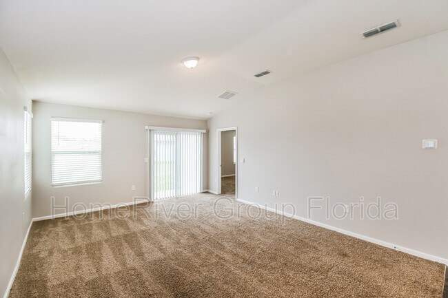 Building Photo - 6541 Bucking Bronco Dr