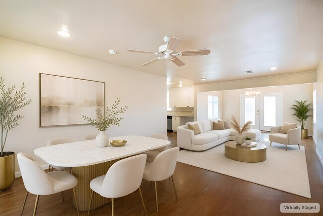 Foto del edificio - 9718 Pine Lake Dr