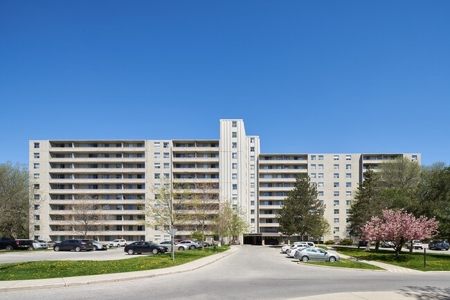 Photo du bâtiment - 115 Cherryhill Blvd