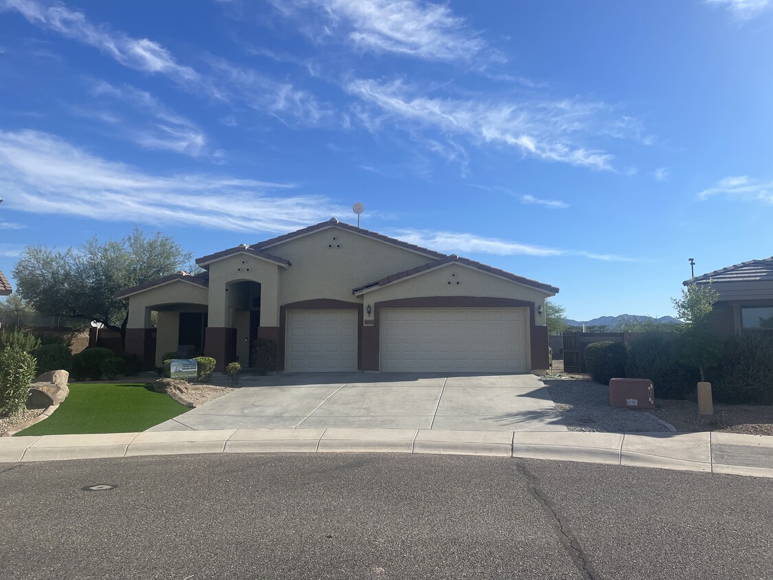 4023 N 293rd Dr, Buckeye, AZ 85396 House Rental in Buckeye, AZ