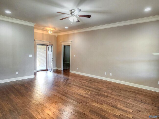 Building Photo - 13390 Callaway Dr