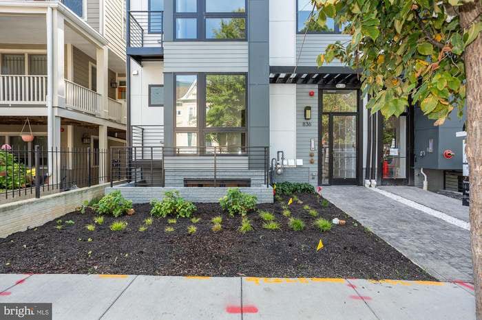 Photo - 836 Varnum St NW (Washington, DC)
