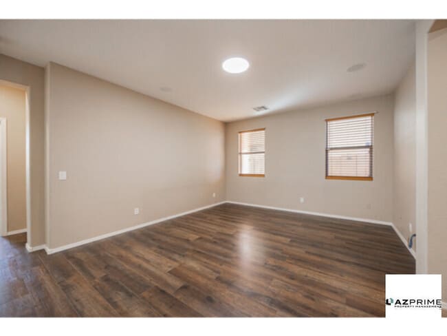 Foto del edificio - Exquisite 3/2.5 Laveen Home!