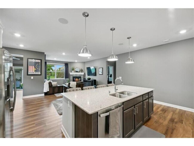 Foto del edificio - 9337 Bridle Way