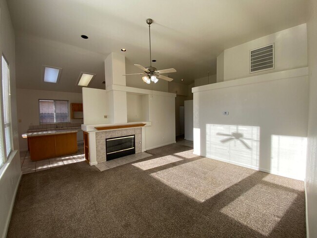 Foto del edificio - Available soon, beautiful home nestled in ...