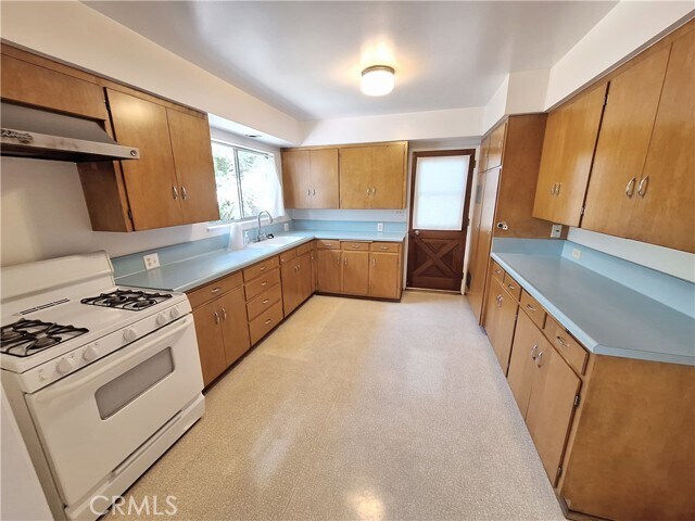 Building Photo - 314 N Newell Pl