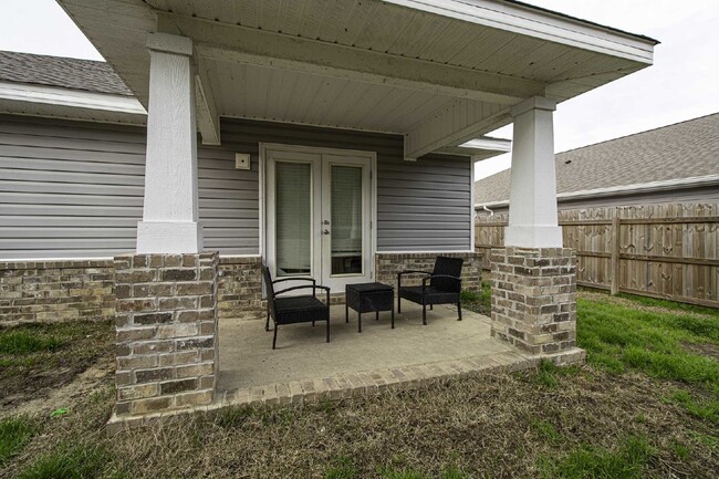 Building Photo - "Spacious 4 Bed, 2 Bath Home in Biloxi, MS - A Must-See Rental Property!"