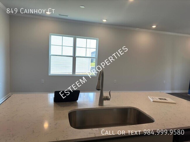 Building Photo - 849 Cainhoy Ct