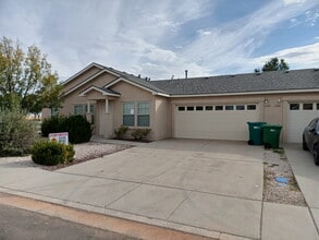 Building Photo - 2330 N Mulberry Ln