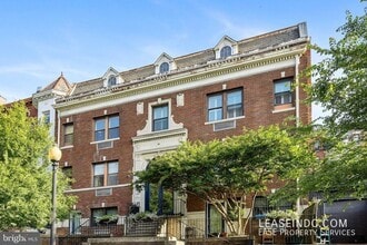 Building Photo - 1811 Vernon St NW
