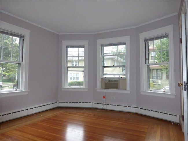 Foto del edificio - 88 Princeton Ave