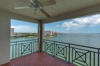 Building Photo - 4830 Osprey Dr S