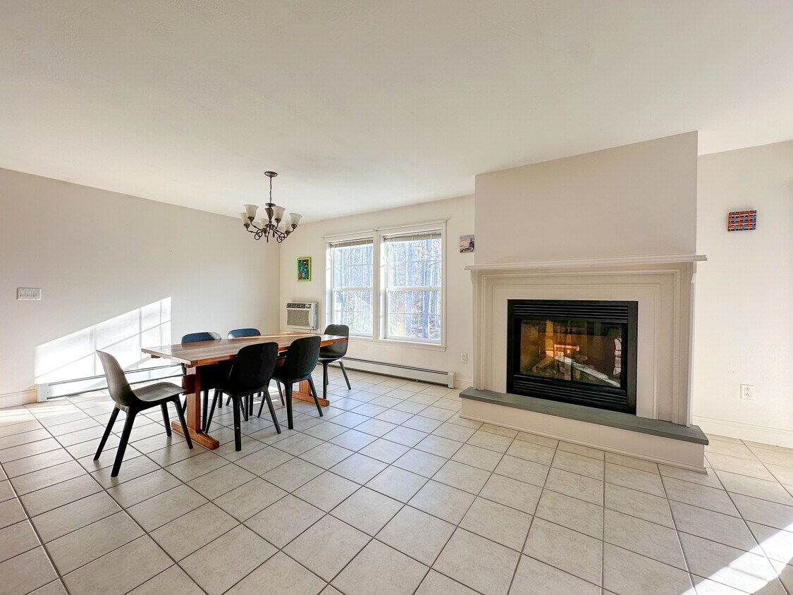Primary Photo - 113 Briarwood Dr