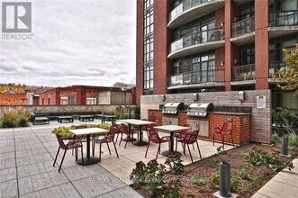 Building Photo - 118 King St E Building Photo - 118 King St E