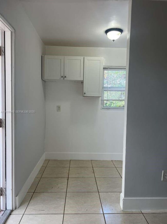 Building Photo - 1275 NW 60th St