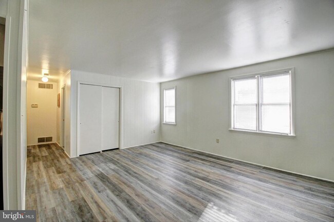 Building Photo - 1 Welty Ave