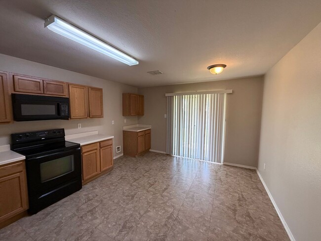 Foto del edificio - Spacious 4 bedroom in Ft. Worth!