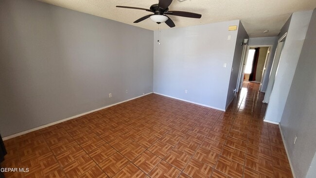 Building Photo - 2208 Tierra Alegre Way