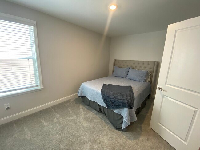 Foto del edificio - 313 Traywick Pl
