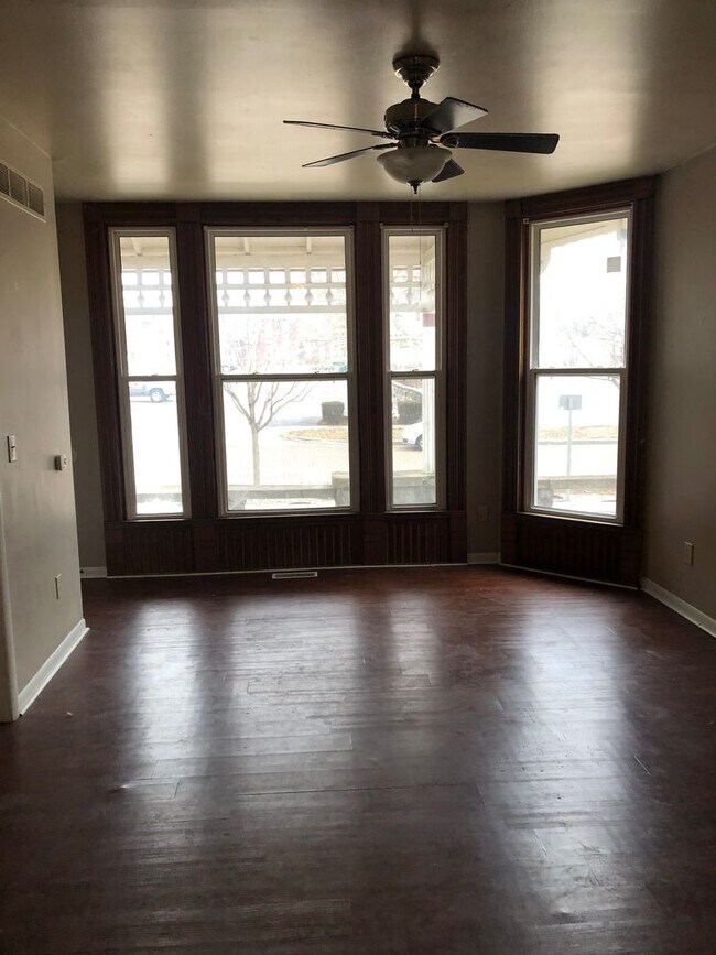 Foto del edificio - Ample Square LLC - 721 North St.